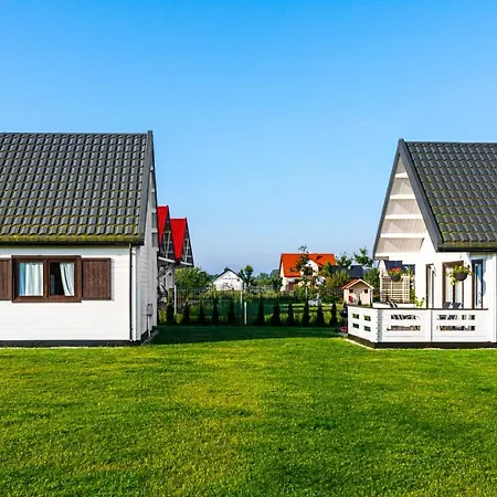 Деревянный коттедж Lebskie Chatki Леба